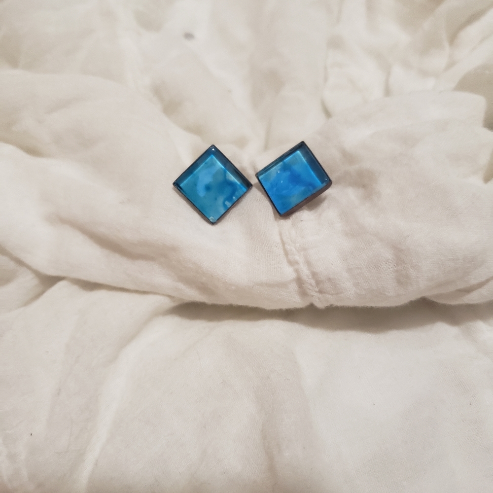 ⚠️☄️Earrings, beautiful blue squares